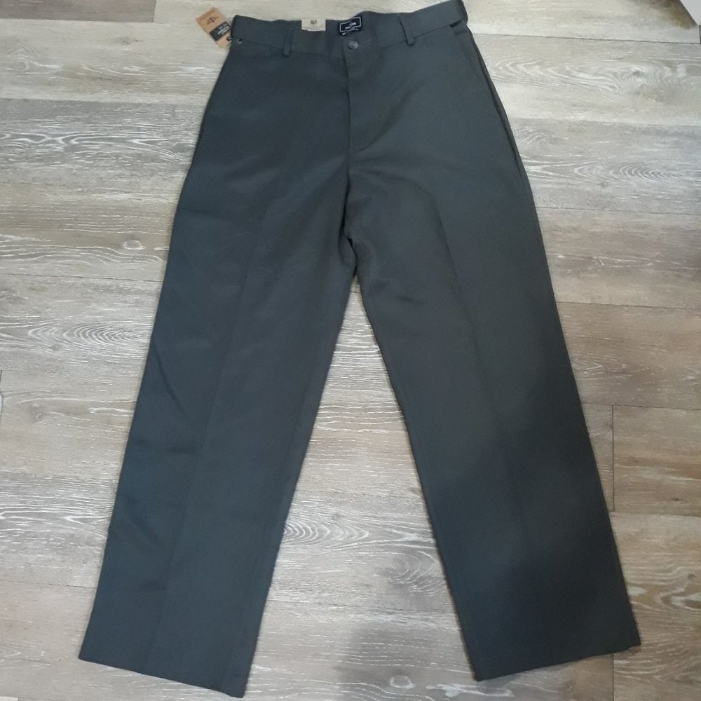 Dockers NWT 30x30 Classic Fit Pants